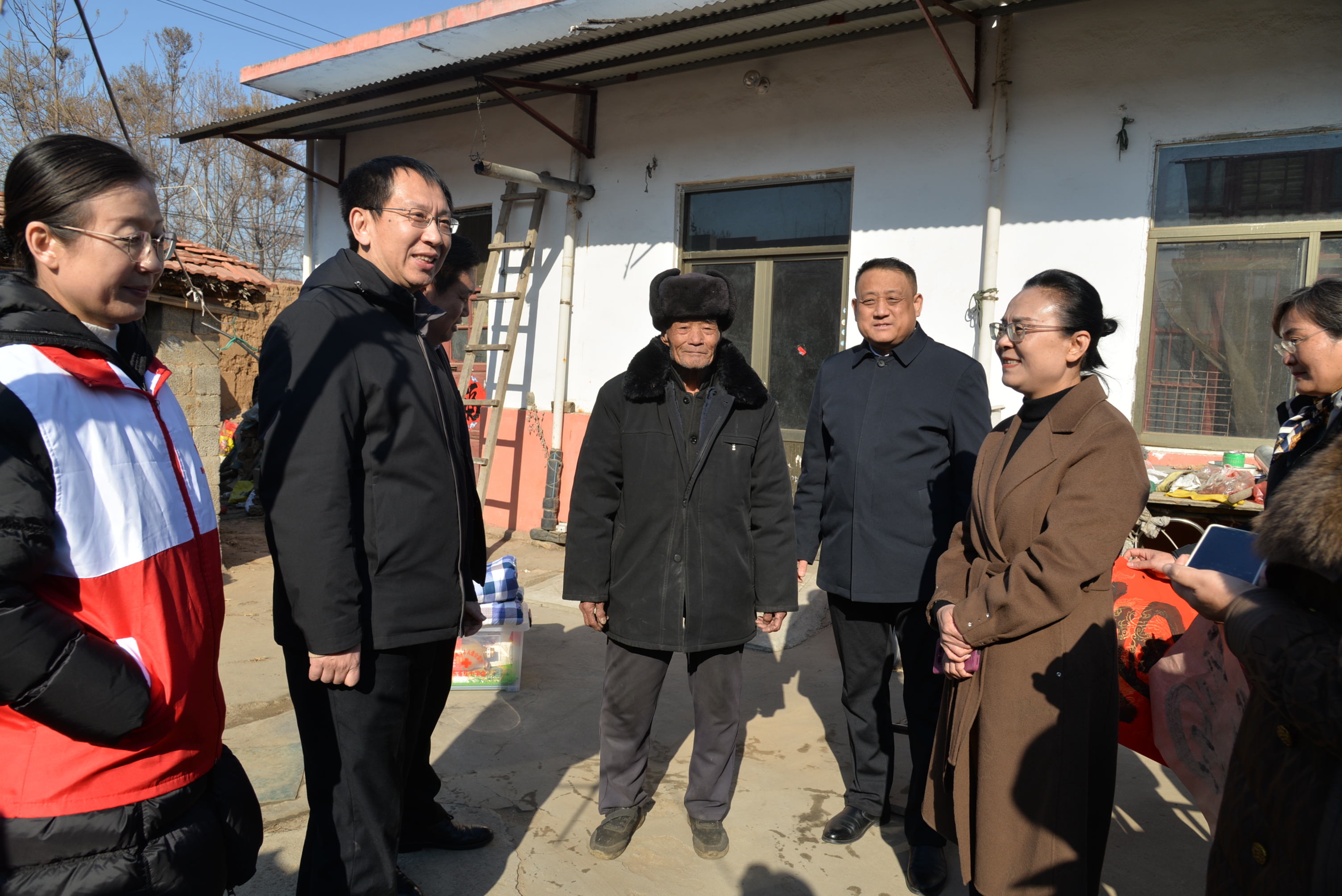 走訪慰問1.JPG